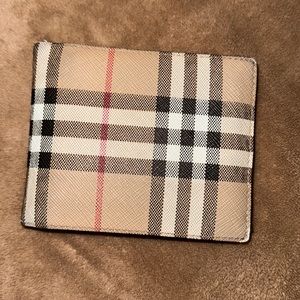 Burberry men’s wallet